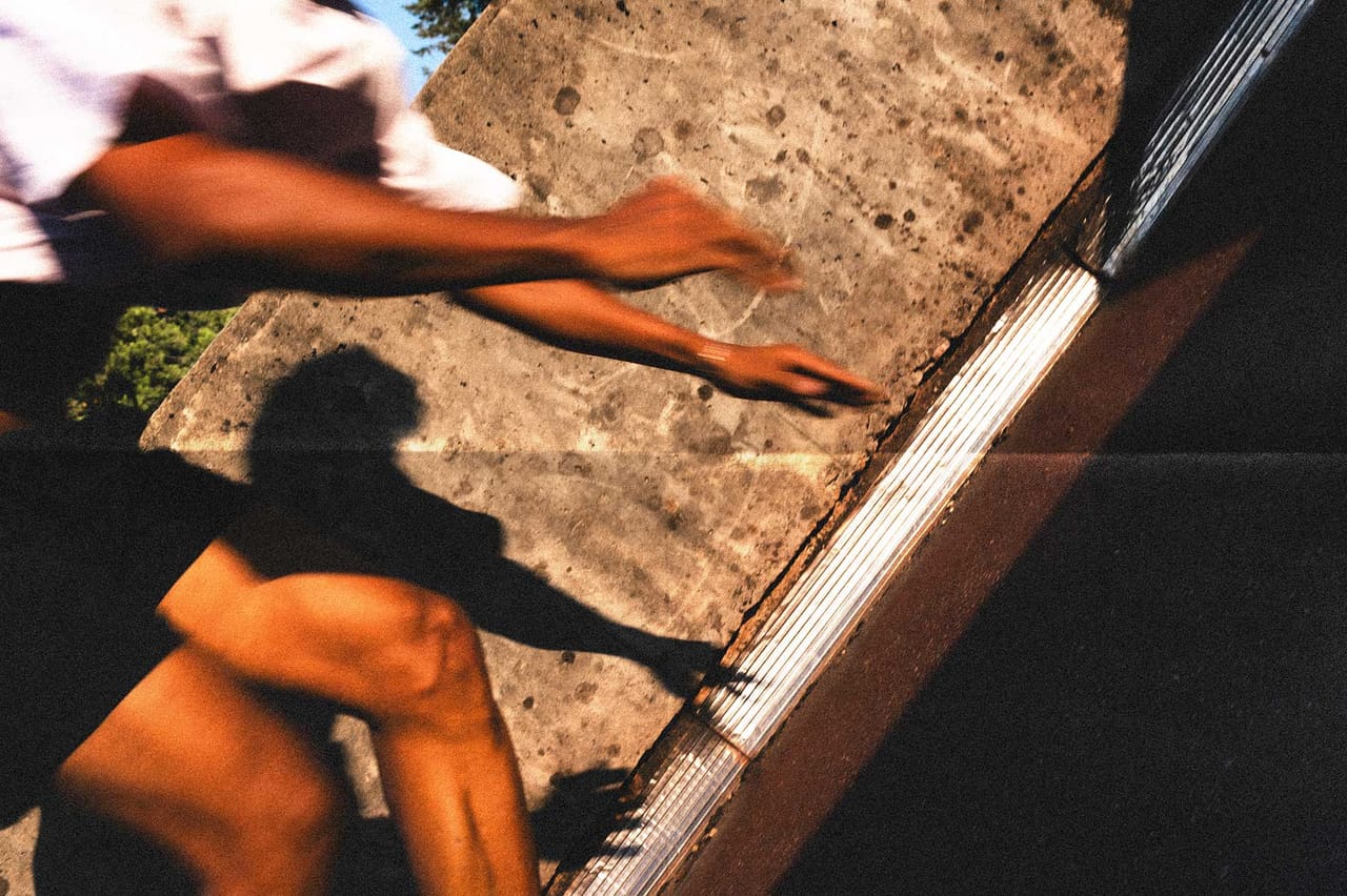 Athletic handstand performance